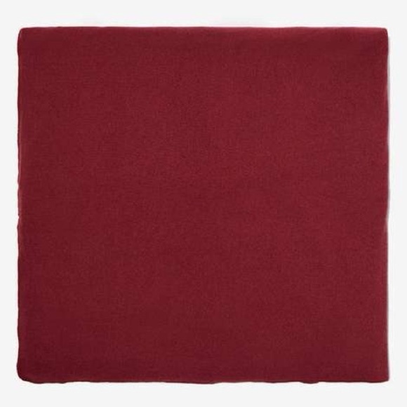 NEW Short Stories Soft Travel Blanket in Ruby Wine - Picture 2 of 6